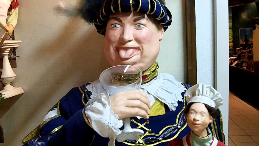 Fat man puppet in Museum of Animated Puppets in Lyon - Alan and Metok